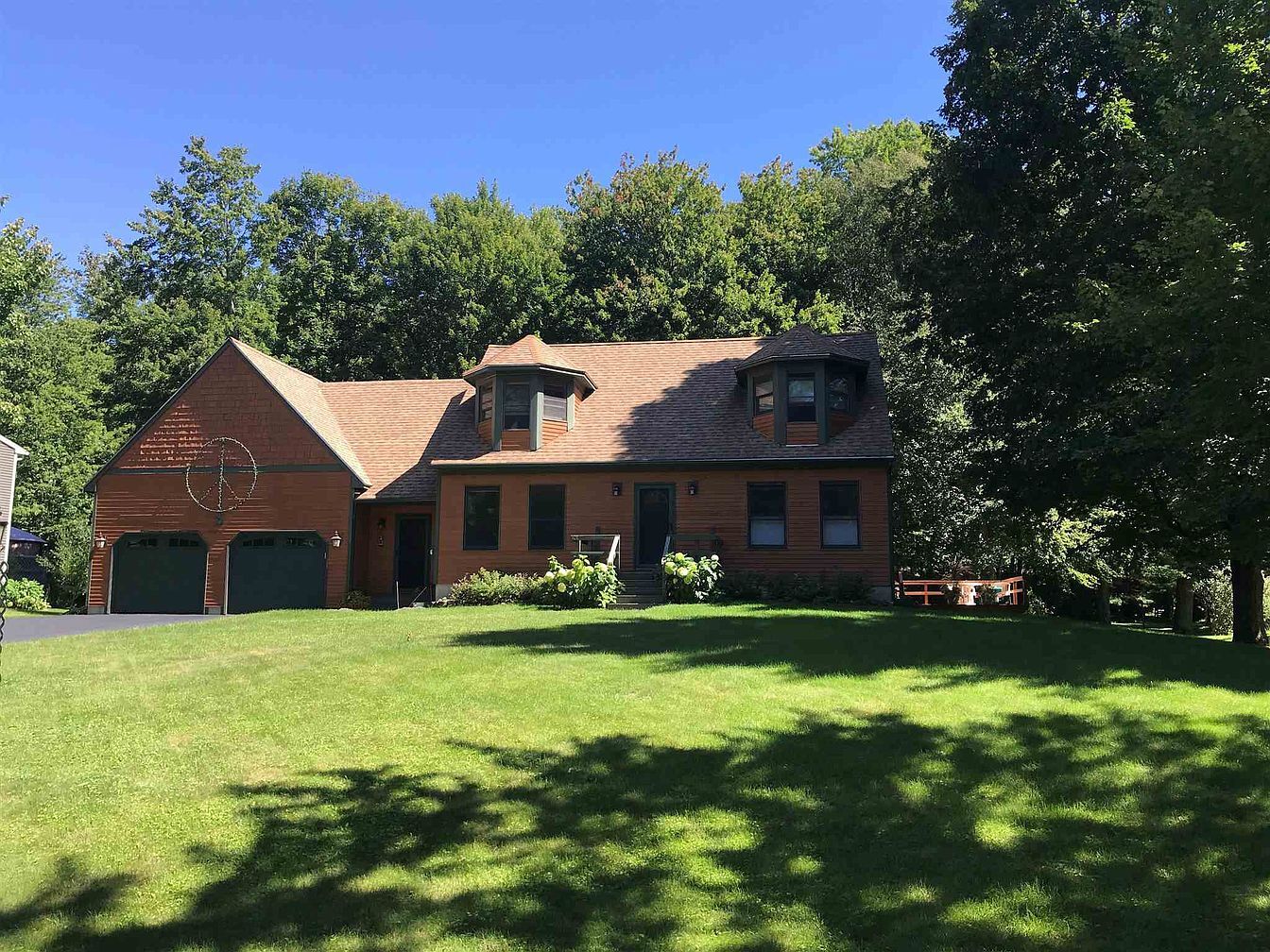 101 Maplewood Ave, Milton